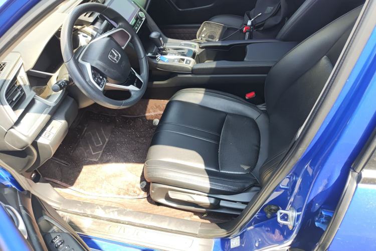 Used Honda Civic 2016 220TURBO CVT Luxury Edition
