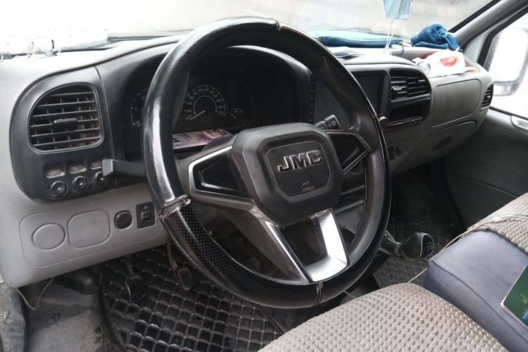 Used JMC Transit 2017 2.8T Commercial Version Short Wheelbase Mid-Roof 6/7/8-Seater JX493