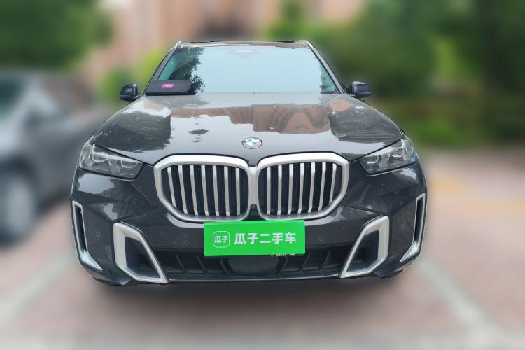 Used BMW X5 2023 xDrive 30Li Luxury M Sport Package

