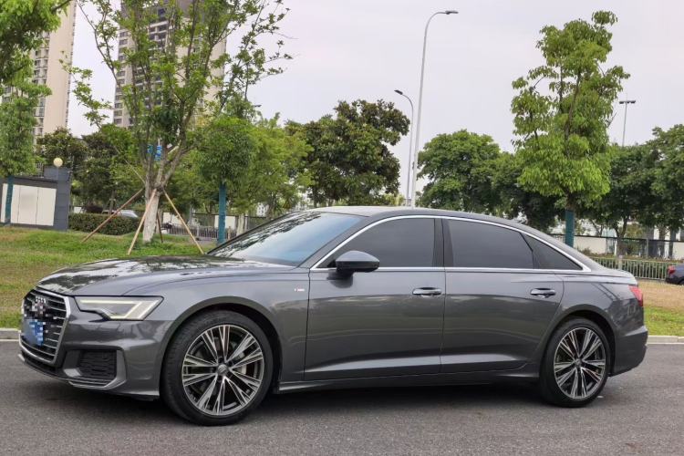 Used Audi A6L 2021 40 TFSI Luxury Dynamic Edition Front Left 45 Deg