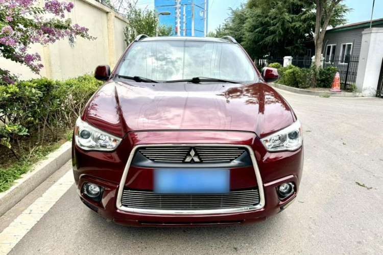 Used Mitsubishi ASX 2012 2.0 LUXURY Two-Wheel Drive with Navigation
