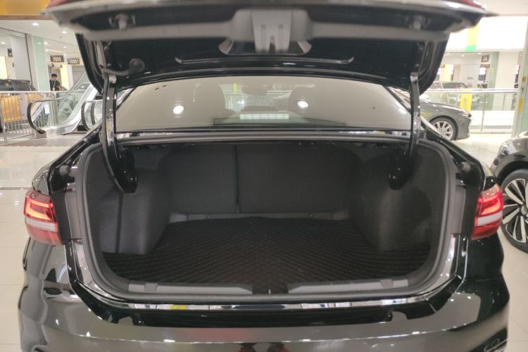 Used Volkswagen Lavida 2024 300TSI DSG Starry Sky Deluxe Edition