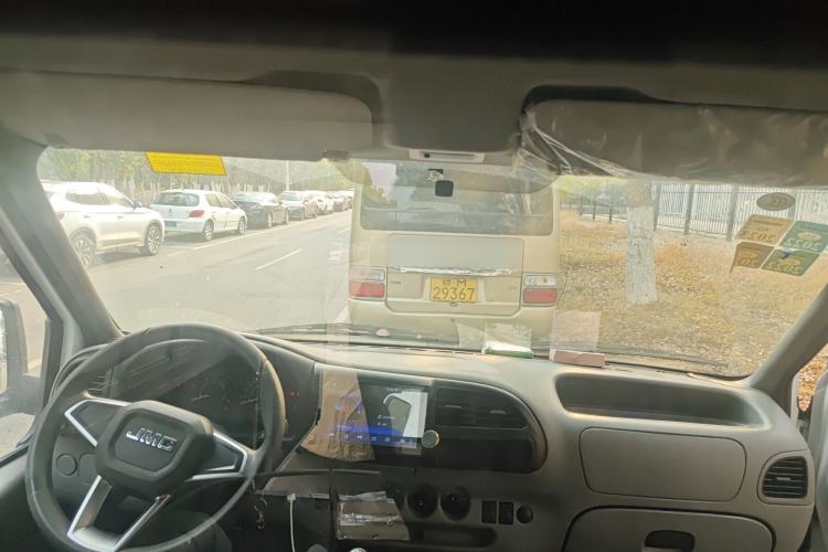 Used JMC Transit 2017 2.8T Commercial Version Short Wheelbase Mid-Roof 3-Seater JX493