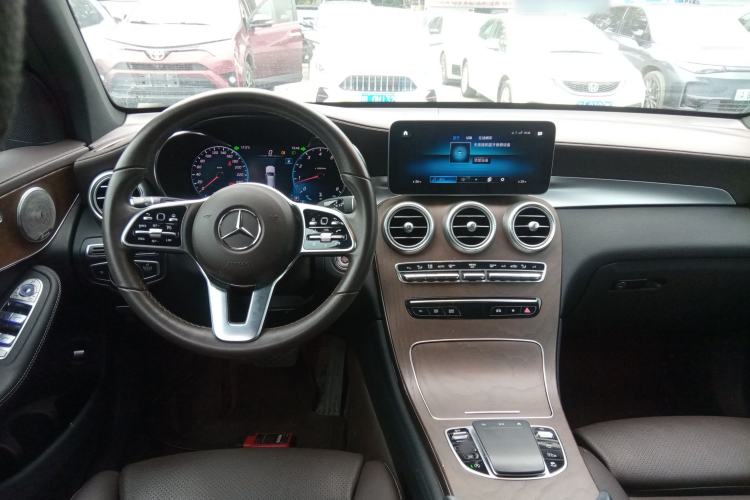 Used Mercedes-Benz GLC 2022 Second Facelift GLC 260 L 4MATIC Luxury Edition