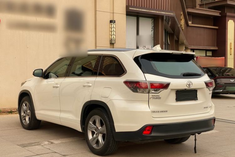 Used Toyota Highlander 2015 2.0T Four-Wheel Drive Luxury Edition 7-Seater Exterior 3