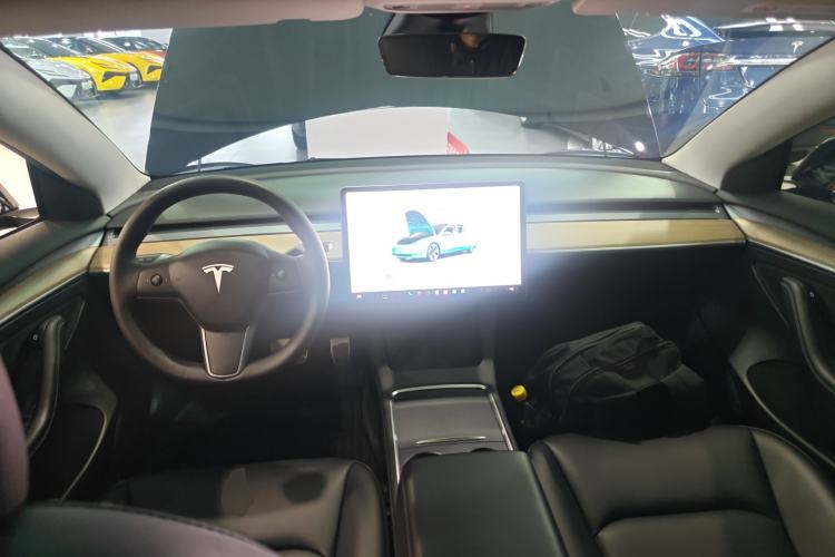 Used Tesla Model 3 2022 Rear-Wheel-Drive Version Center Console