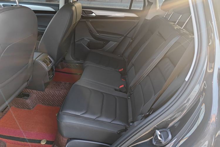 Used Volkswagen Tayron 2022 280TSI Two-Wheel Drive Luxury Smart Connectivity Version
