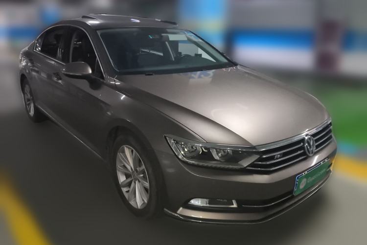 Used Volkswagen Magotan 2019 330TSI DSG Leading Edition China V Standard