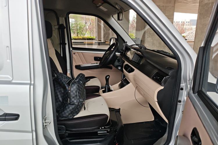 Used CHANGAN KUAYUE Xing V3 2022 1.5L Gasoline Standard Model 2-Seat Van JL473QH Right Front Seat