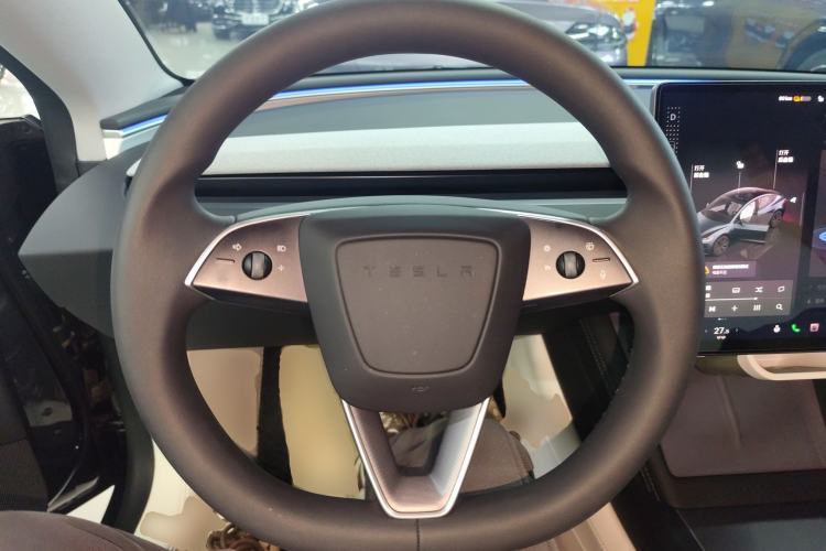 Used Tesla Model 3 2023 Long-Range All-Wheel-Drive Version