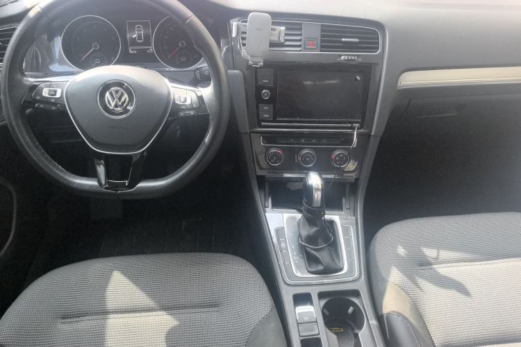 Used Volkswagen Golf 2019 280TSI DSG Comfort Version China VI Standard
