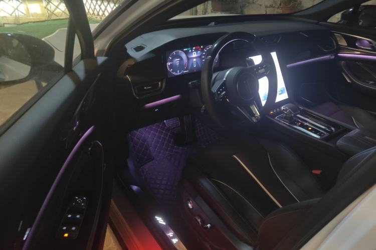 Used Hongqi H6 2023 2.0T ZhiShang Version