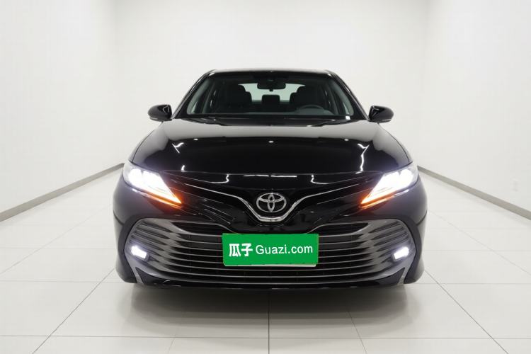 Used Toyota Camry 2019 Revised Version 2.0G Luxury Edition
