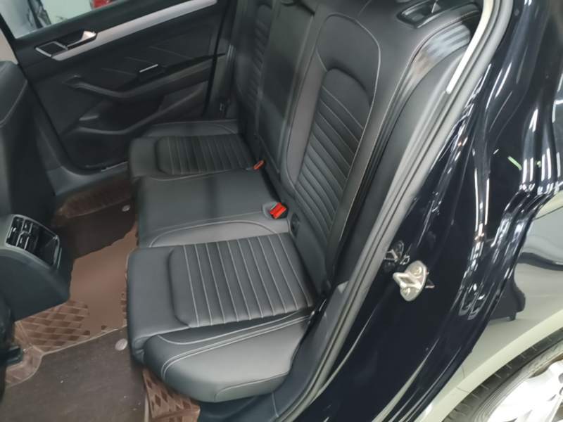 Used Volkswagen Magotan 2023 2 Million Units Limited-Edition 280TSI DSG Comfort Version — 16