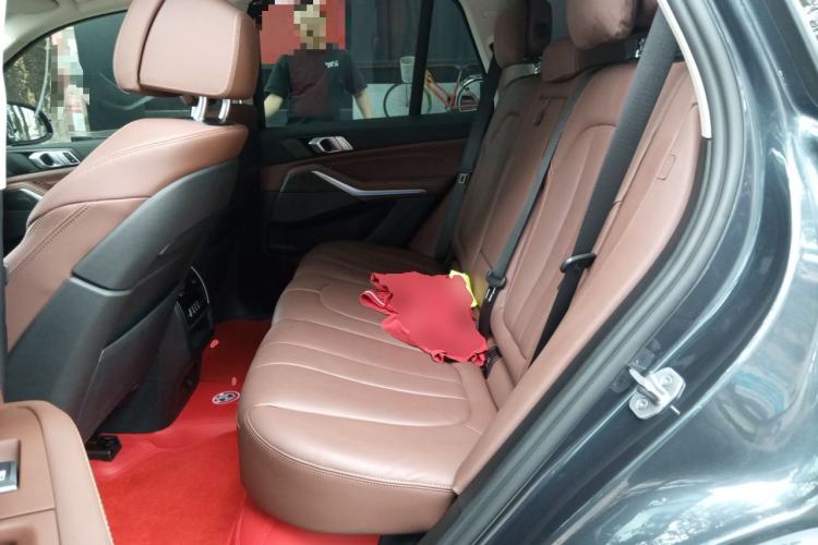 Used BMW X5 2022 xDrive40i Luxury Edition M Sport Package
