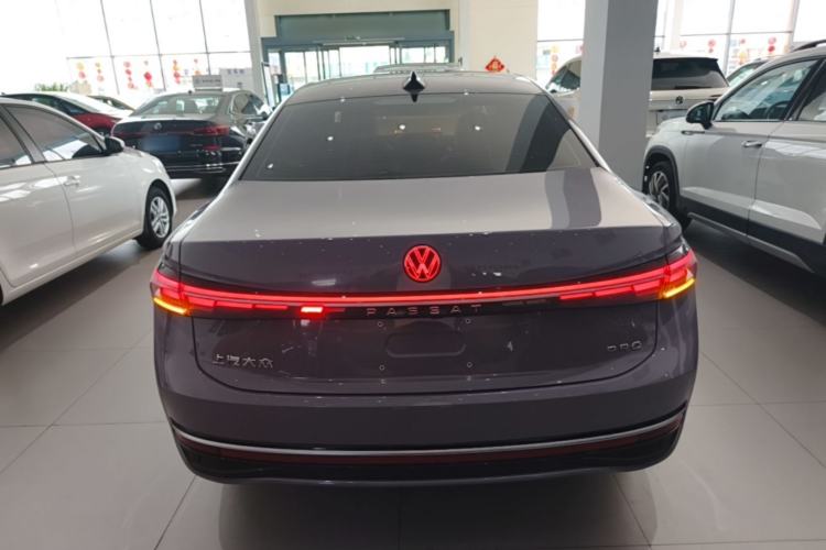 Used Volkswagen Passat 2025 Pro 380TSI Dragon Supreme Edition
