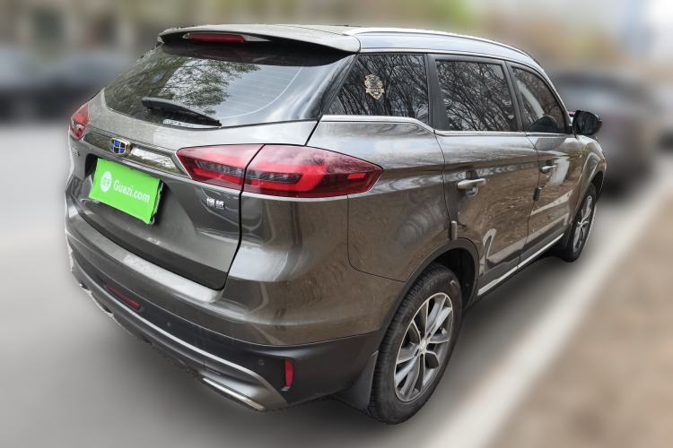 Used Geely Auto Emgrand X7 Sport 2018 1.8TD Automatic Two-Wheel Drive ZhiZun Model with 4G Connectivity
