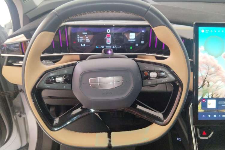 Used Geely Auto FX11 2023 2.0TD DCT Flagship Version
