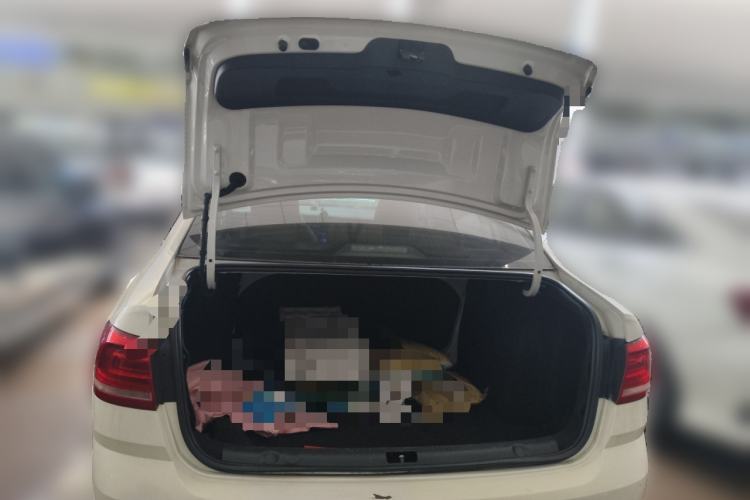 Used Volkswagen Lavida 2015 1.6L Automatic Fashion Edition
