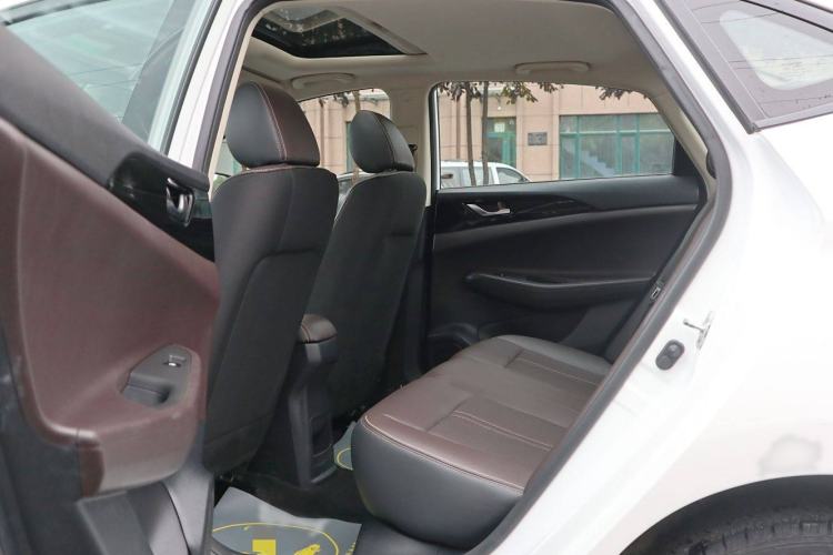 Used Changan Eado DT 2021 1.6L Manual Luxury Model