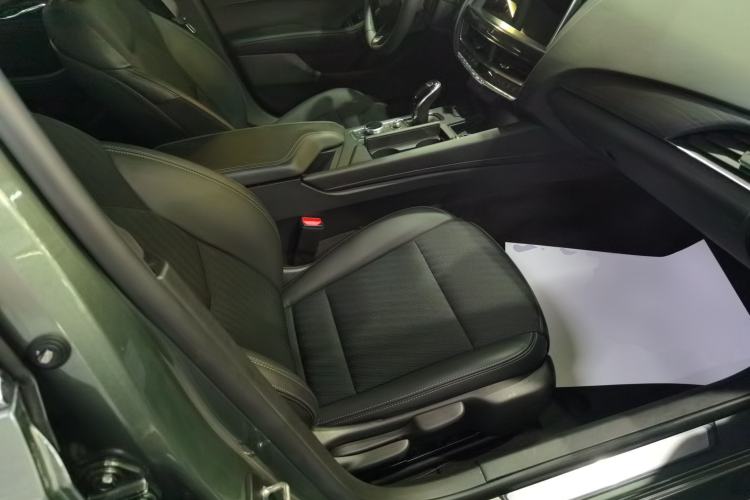 Used Cadillac CT5 2022 28T Fashion Edition Right Front Seat