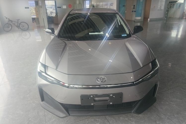 Used Toyota bZ3 2024 517 km Elite PRO Front