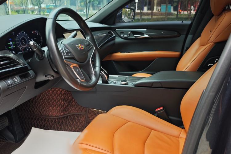 Used Cadillac CT6 2021 28T Luxury Version Interior 4