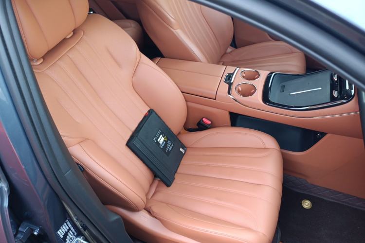 Used AION V 2024 Aion Tyrannosaurus 650 Smart Premium Edition
