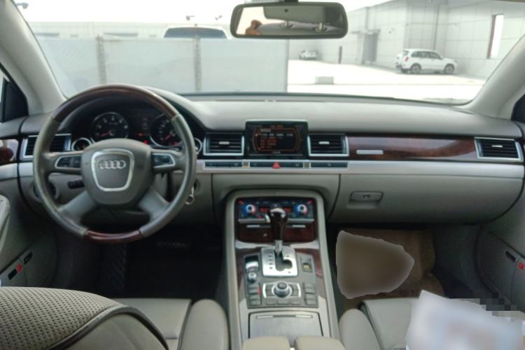 Used Audi A8 2009 A8L 4.2 FSI quattro Prestige Edition Center Console