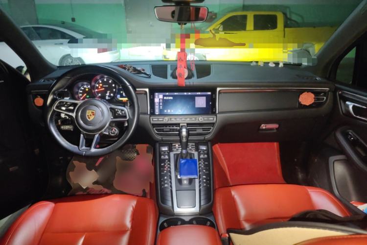 Used Porsche Macan 2020 Macan 2.0T Center Console