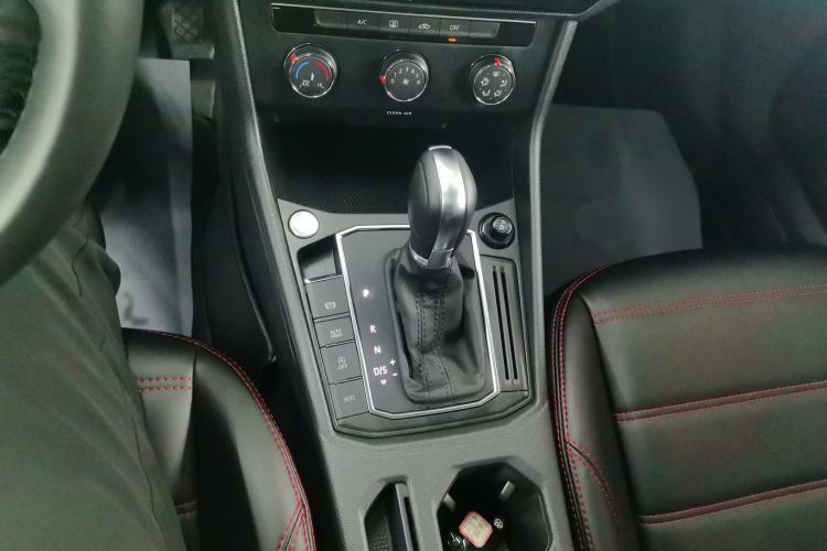 Used Volkswagen Lavida 2023 300TSI DSG Starry Full-Comfort Edition
