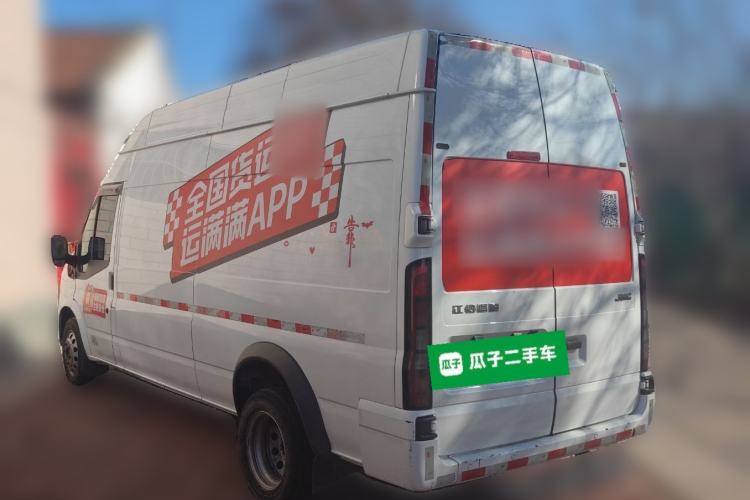 Used JMC Fushun 2022 2.0T Manual Van Long Wheelbase High Roof 3-Seater
