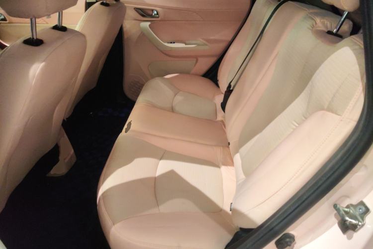 Used CHANGAN OSHAN Benni E-Star 2022 Charming Edition Colorful Model Lithium Iron Phosphate
