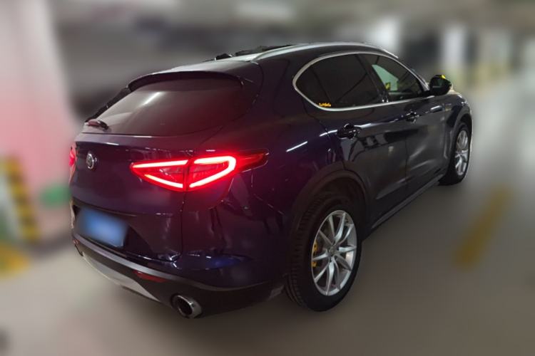 Used Alfa Romeo Stelvio 2017 2.0T 280HP Luxury Edition
