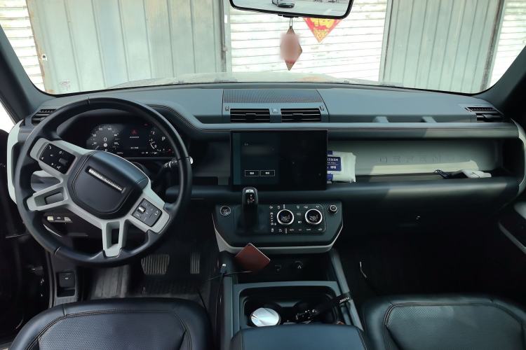 Used Land Rover Defender 2023 Facelift 110 3.0T P400 Dark Edition