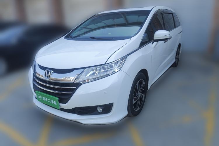 Used Honda Odyssey 2015 Revised Version 2.4L Supreme Edition