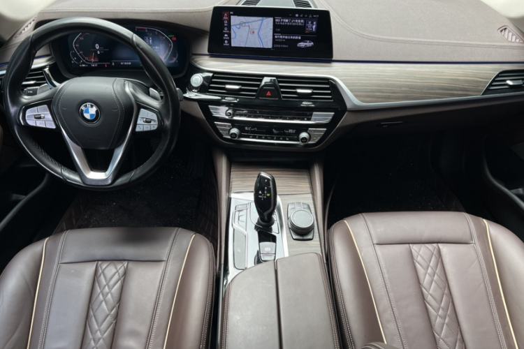 Used BMW 5 Series 2020 530Li Leading Edition Luxury Package Interior 2