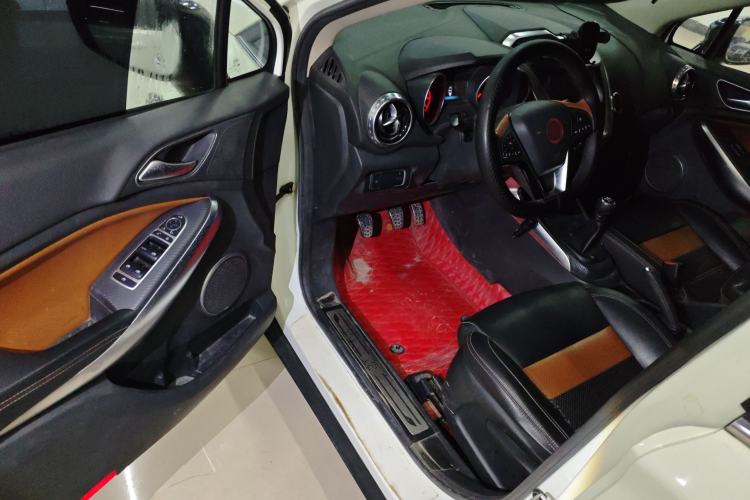 Used BYD Yuan 2016 1.5L Manual Luxury Version