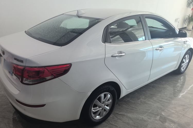 Used Kia K2 2015 Sedan 1.4L Automatic GLS
