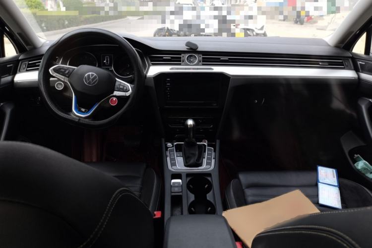 Used Volkswagen Magotan 2020 280TSI DSG Comfort Edition Interior 2