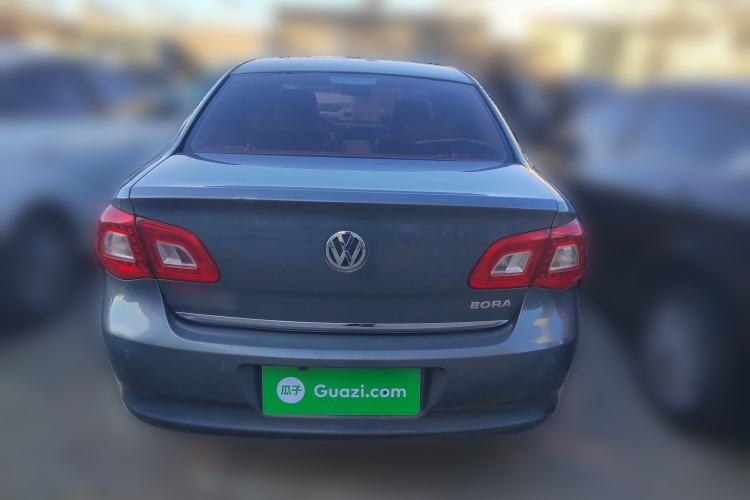 Used Volkswagen Bora 2012 1.6L Manual Comfort Model

