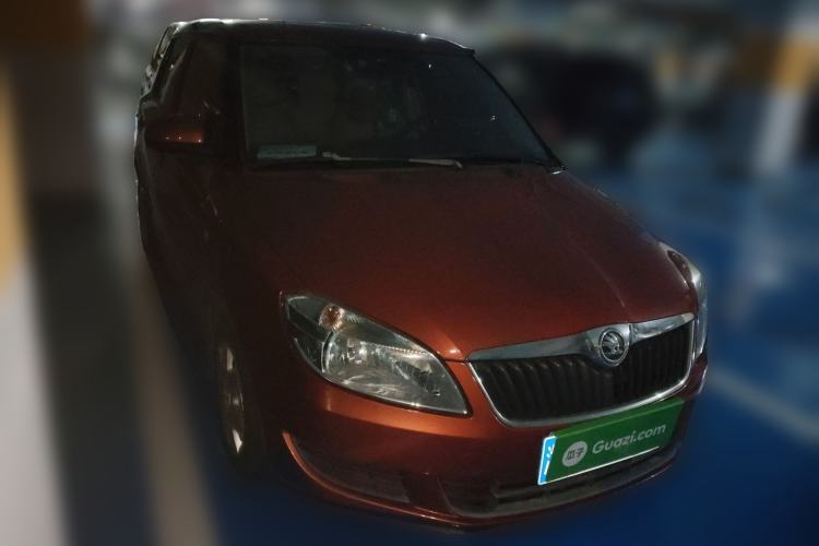 Used Skoda Fabia 2014 1.4L Automatic Crystal Edition