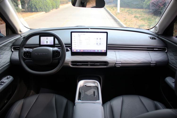 Used Dongfeng NAMMI 01 2024 Co-Creation Edition – Co-Creation WE Version
