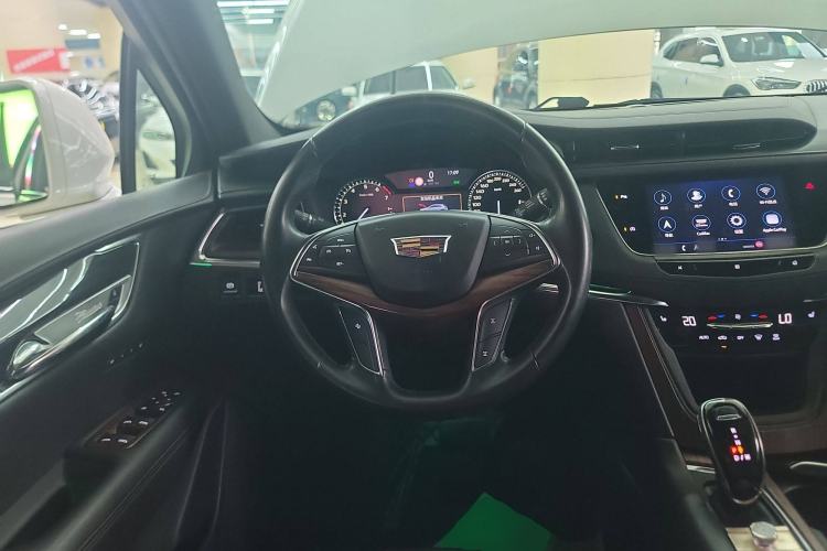 Used Cadillac XT5 2020 28T Luxury Version