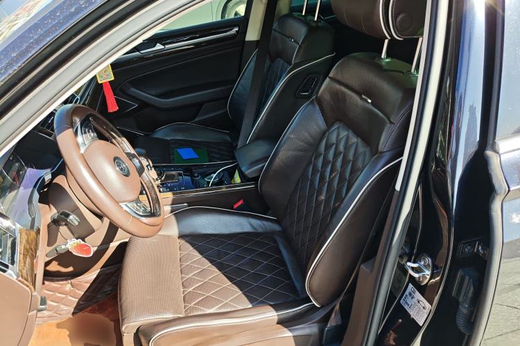 Used Volkswagen Phideon 2018 Revised Version 380TSI Two-Wheel-Drive Flagship Edition