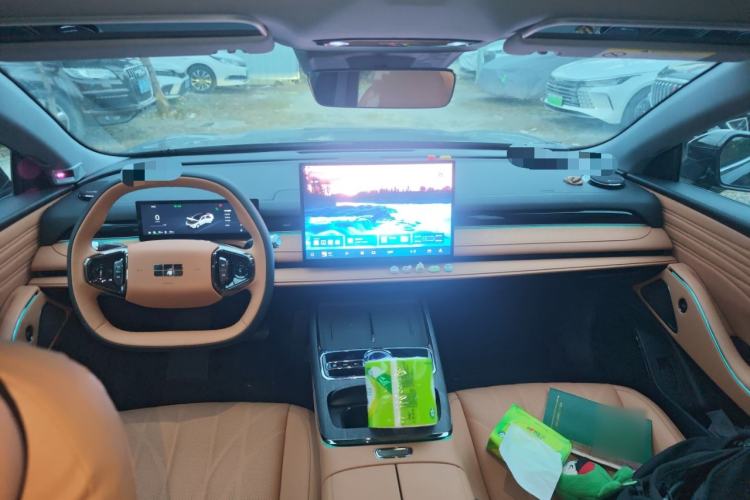 Used Geely Galaxy Galaxy 8 2025 130km EM-i Prestige Edition