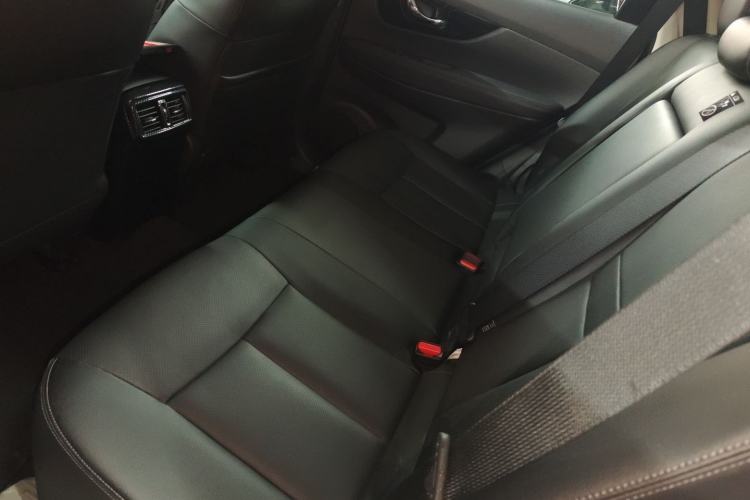 Used Nissan X-Trail 2023 Classic 2.0L Two-Wheel Drive Smart Connect & Comfort Edition