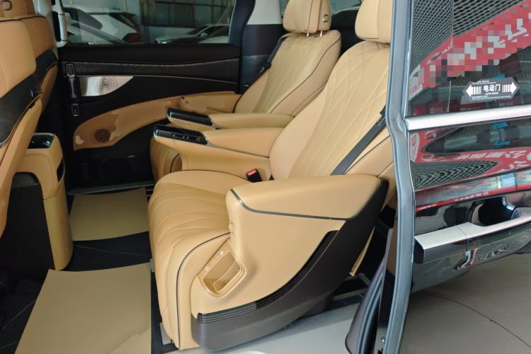 Used Denza D9 2024 DM-i 980 Four-Wheel Drive Prestige Model