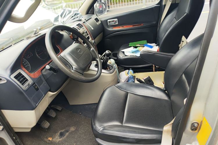 Used Jinbei Grace 2018 2.0L Express Comfort 7-Seater V19