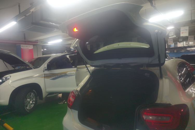 Used Mercedes-Benz A-Class 2015 A 200 Sport Edition Trunk